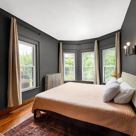 Historic & Spacious 3 Bedroom Family Gem On Peaceful Street Buffalo Esterno foto