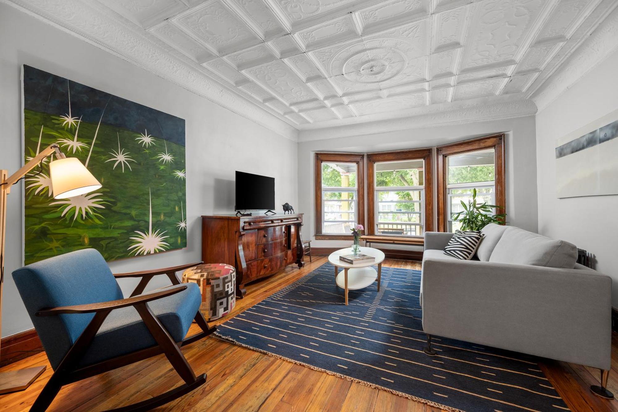 Apartment Historic & Spacious 3 Bedroom Family Gem On Peaceful Street Buffalo