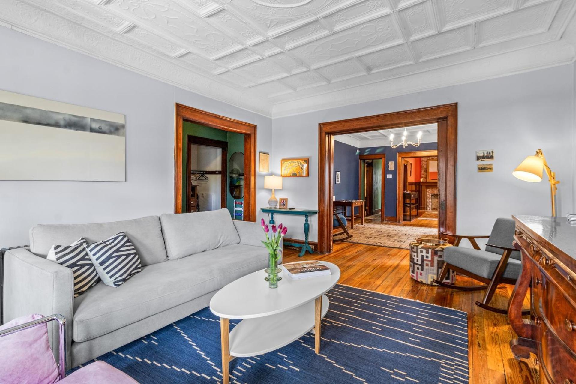 Apartment Historic & Spacious 3 Bedroom Family Gem On Peaceful Street